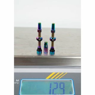 Notubes Muc Off Tubelessventil SV (44mm) Rainbow Aluminium Oilslick 1 Notubes Muc Off Tubelessventil SV (44mm) Rainbow Aluminium Oilslick